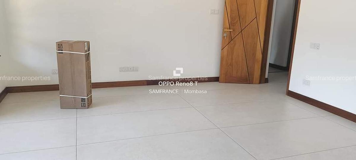 Serviced 4 Bed Apartment with En Suite at Mount Kenya Road - 19