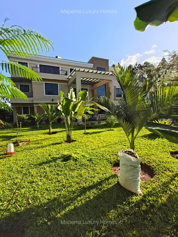 6 Bed House with En Suite at Kephis - 2