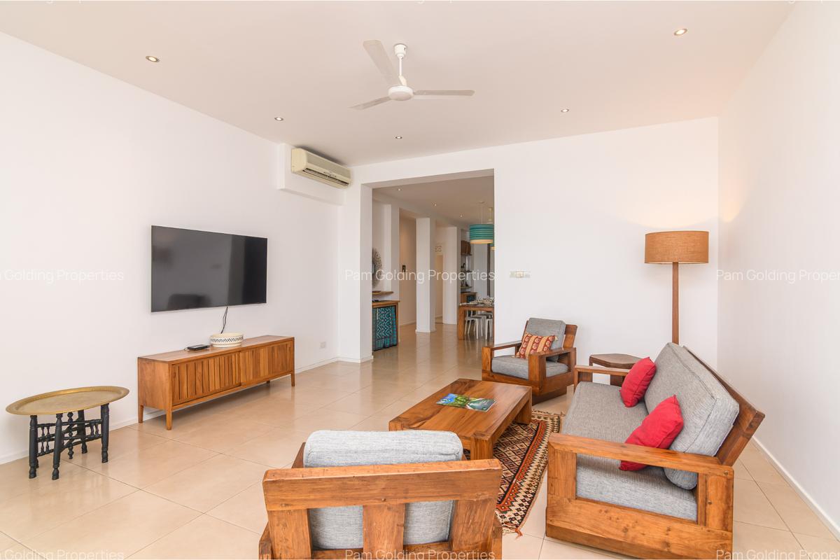 Furnished 3 Bed Apartment with En Suite in Tudor - 3