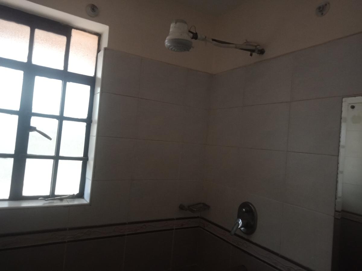 4 Bed Townhouse with En Suite in Lavington - 5