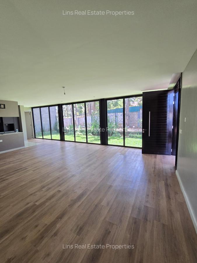 4 Bed Townhouse with En Suite in Runda - 17