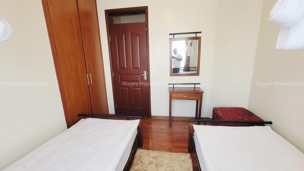 Serviced 3 Bed Apartment with En Suite in Kiambu Road - 11