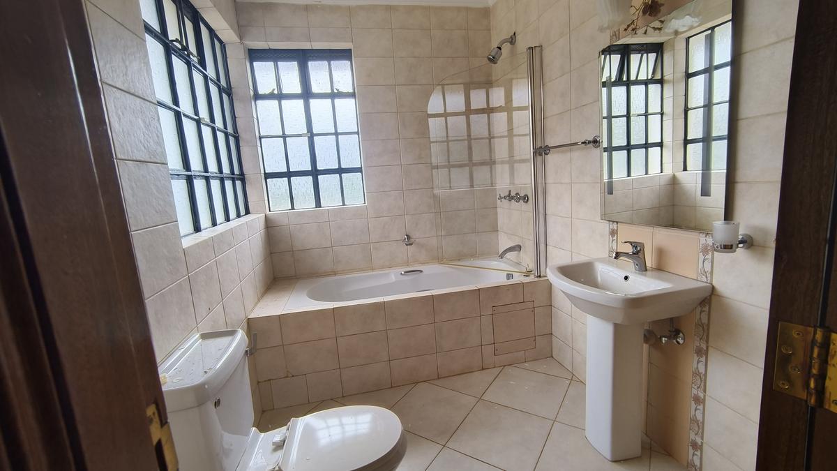 5 Bed House with En Suite in Kitisuru - 15