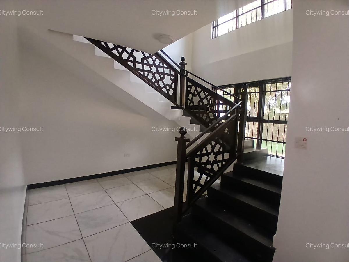 6 Bed House with En Suite at Langata Road - 4