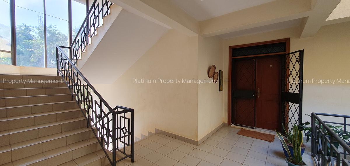 3 Bed Apartment with En Suite in General Mathenge - 17