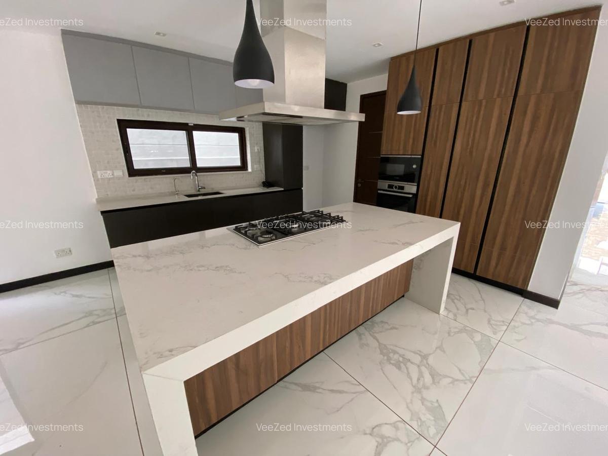 5 Bed Villa with En Suite at Peponi Road - 18