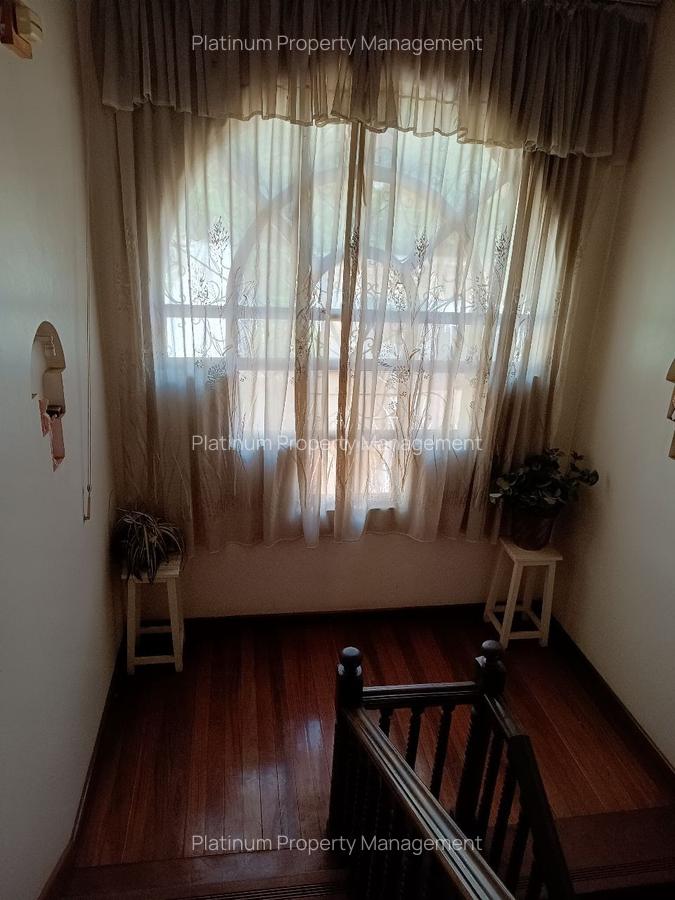 5 Bed Villa with En Suite in Gigiri - 6