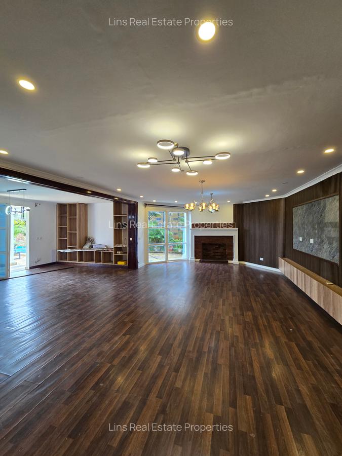 5 Bed House with En Suite in Runda - 8