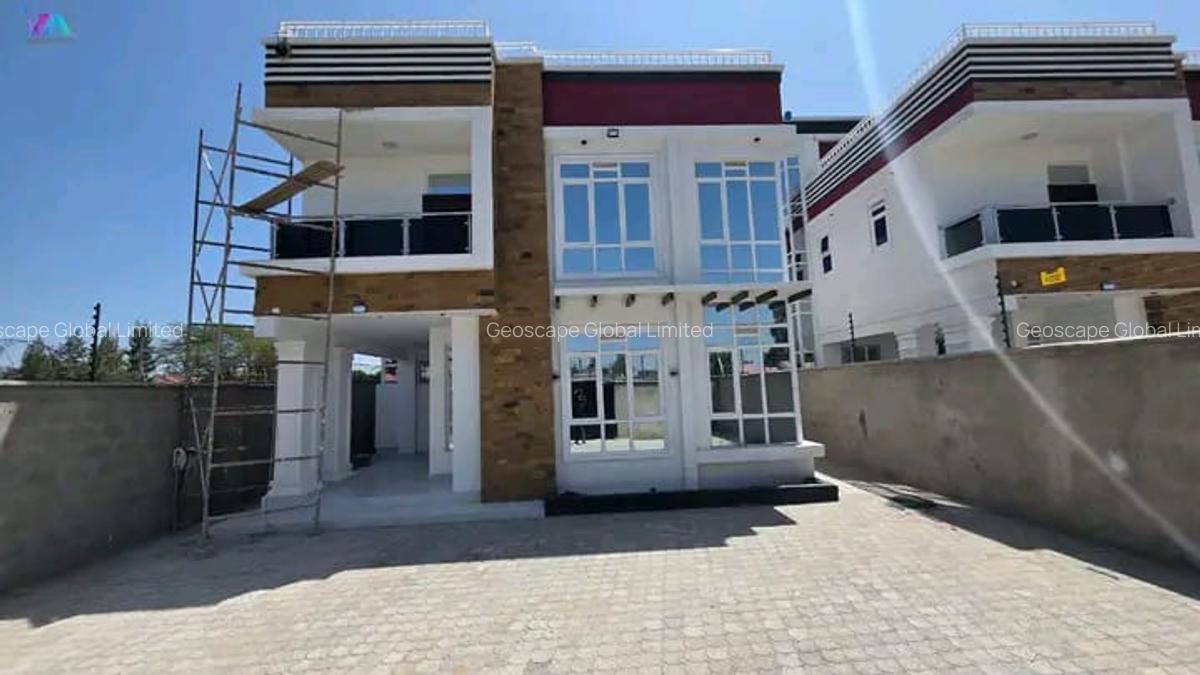 4 Bed Townhouse with En Suite in Kitengela - 1