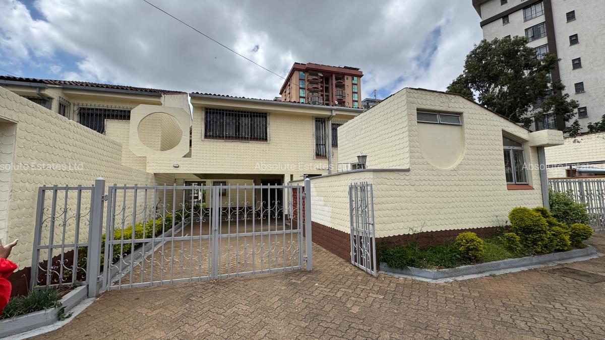 4 Bed Townhouse with En Suite in Kilimani - 1