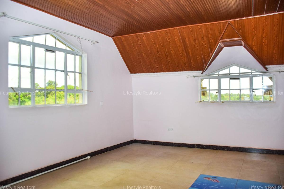 4 Bed House with En Suite at Kiambu - 11