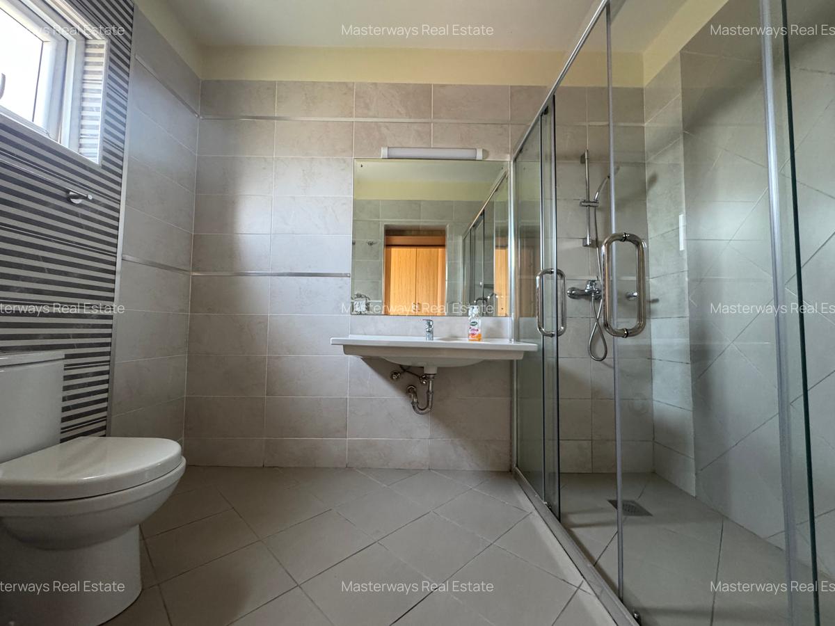 3 Bed Apartment with En Suite in Westlands Area - 5