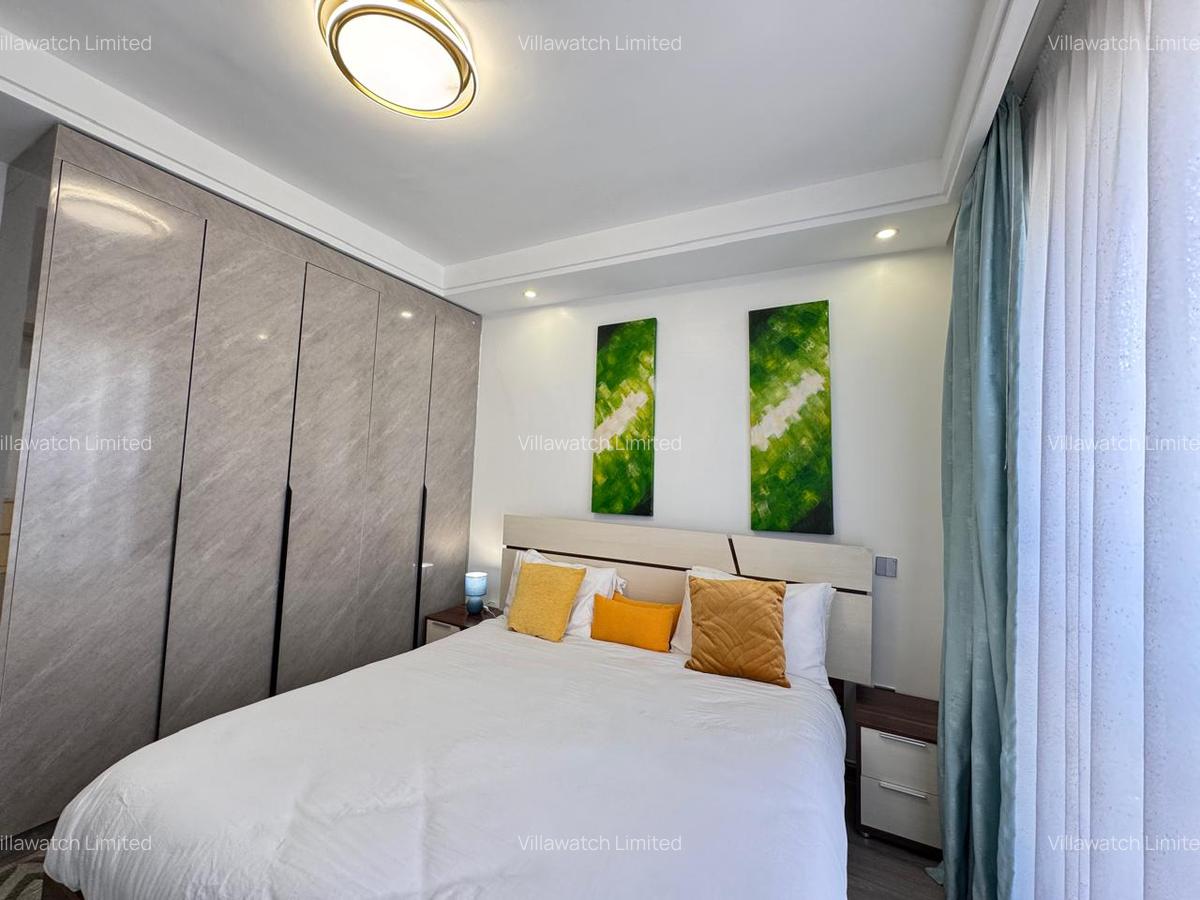 Serviced 2 Bed Apartment with En Suite in Riverside - 12