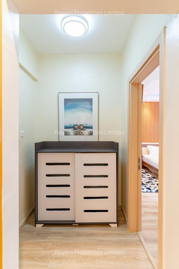 Serviced 2 Bed Apartment with En Suite in Kileleshwa - 9