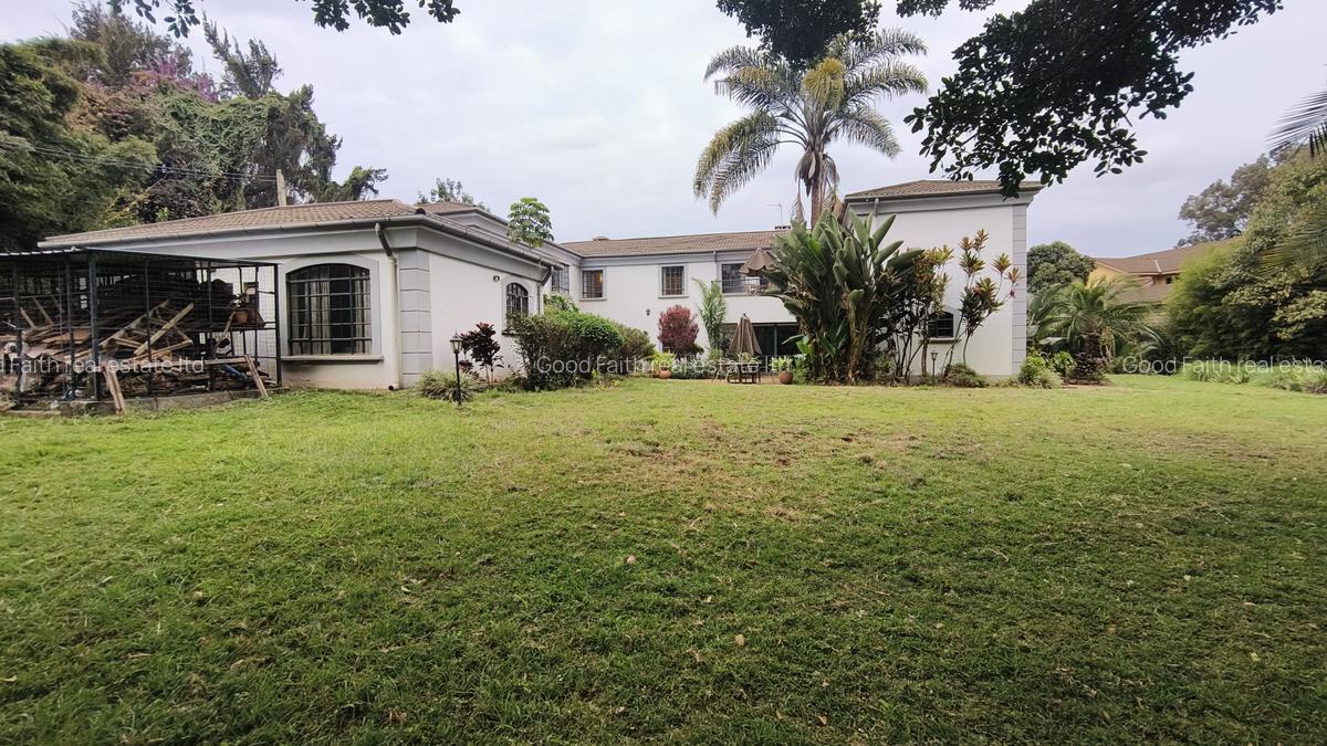 5 Bed House with En Suite in Runda - 20