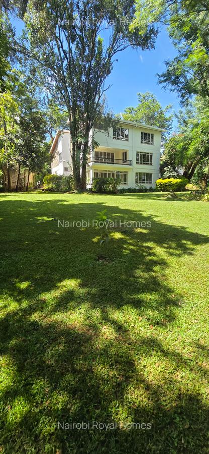 5 Bed House with En Suite at Whispers Avenue - 6