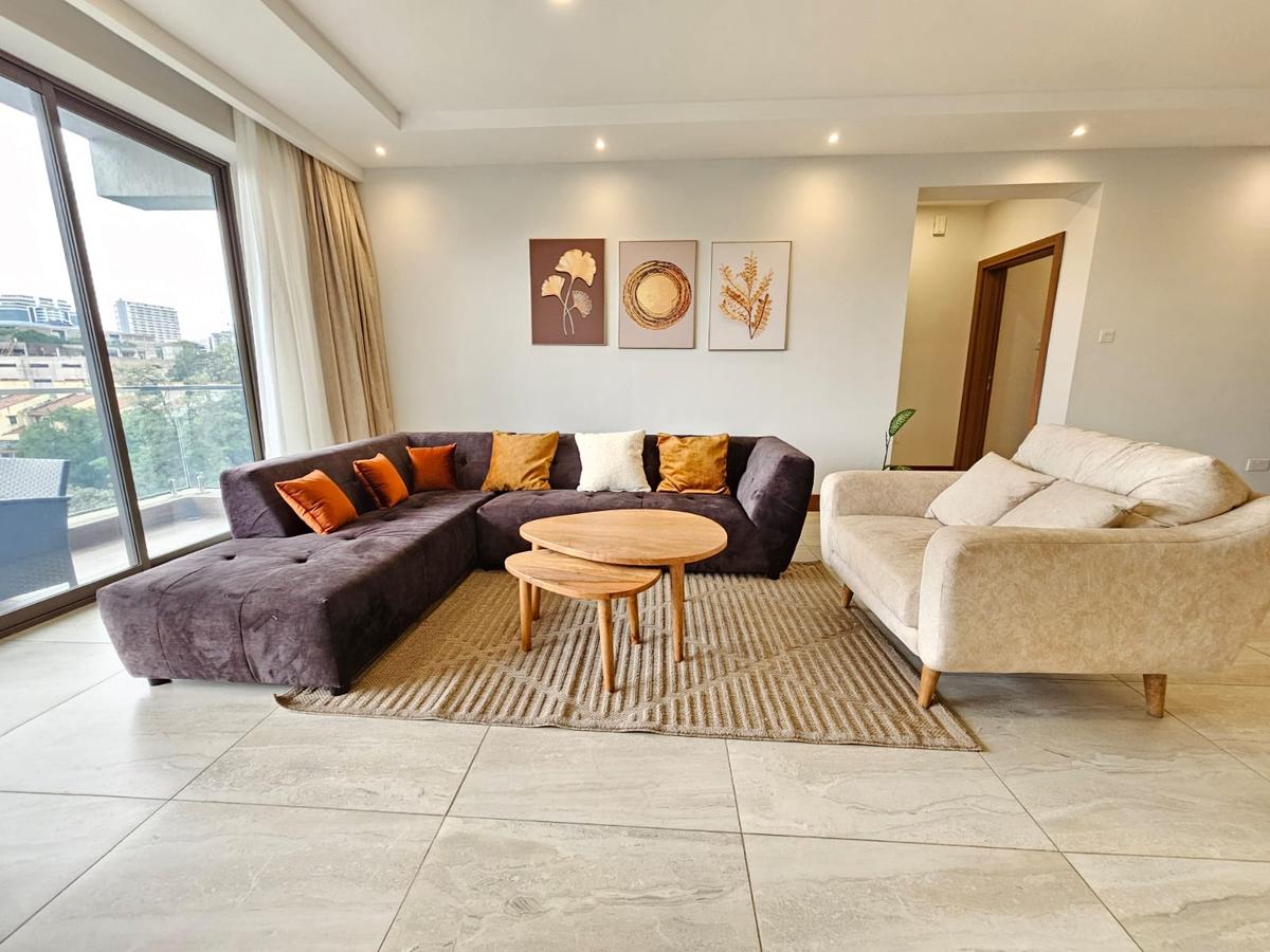 serviced 3 bed apartment with en suite at rhapta road
