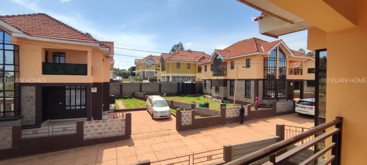 4 Bed House with En Suite at Nairobi - 12