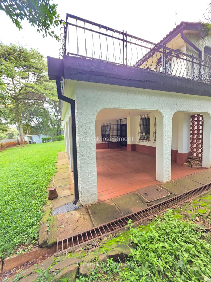 4 Bed House with En Suite at Hillview Estate. - 9