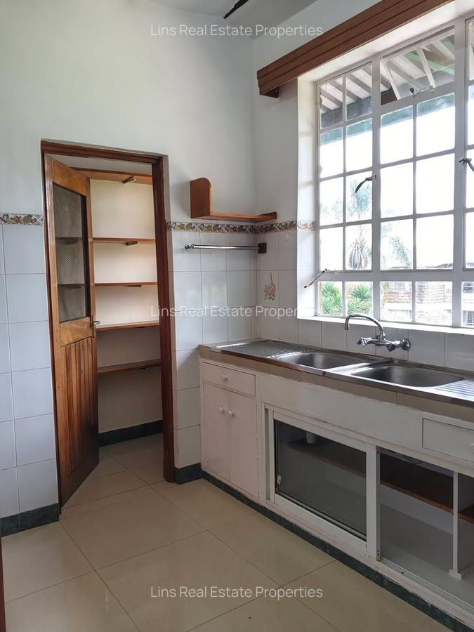 2 Bed Apartment with En Suite in Westlands Area - 7