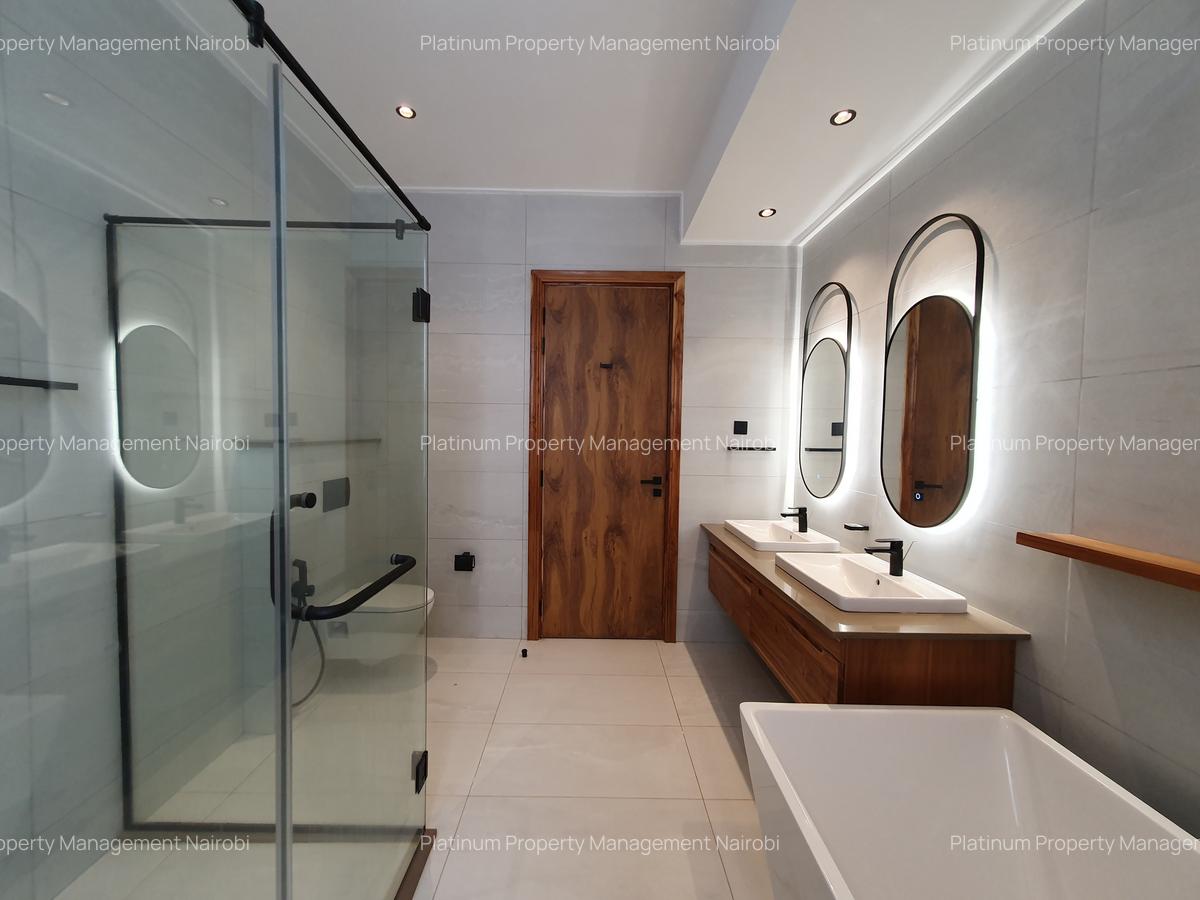 4 Bed Apartment with En Suite at Oak Ivy - 11