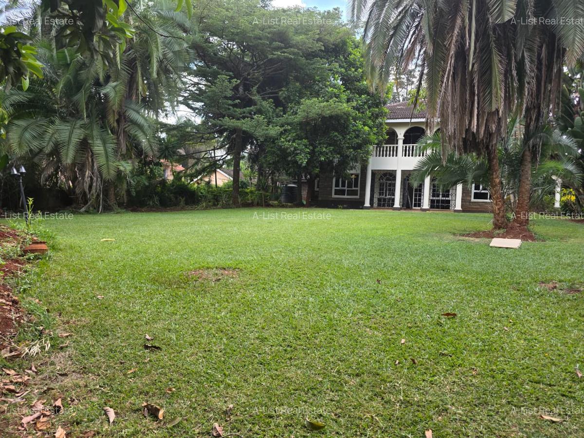 4 Bed Villa with En Suite at Hillview - 14