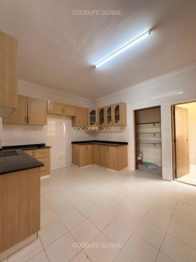 3 Bed Apartment with En Suite at Kileleshwa - 11