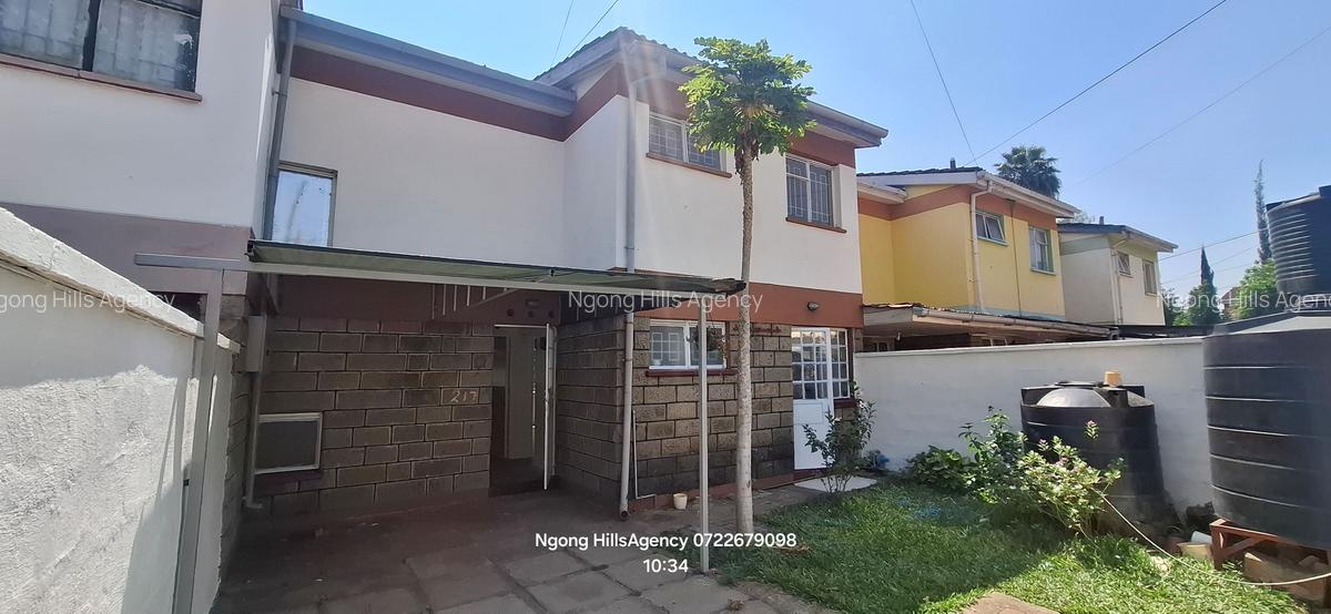 4 Bed Townhouse with En Suite in Langata - 6