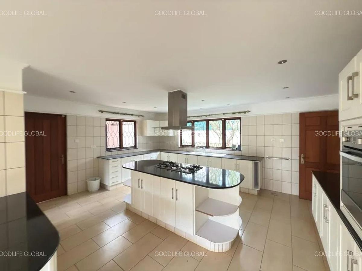 5 Bed House with En Suite at Gigiri - 5