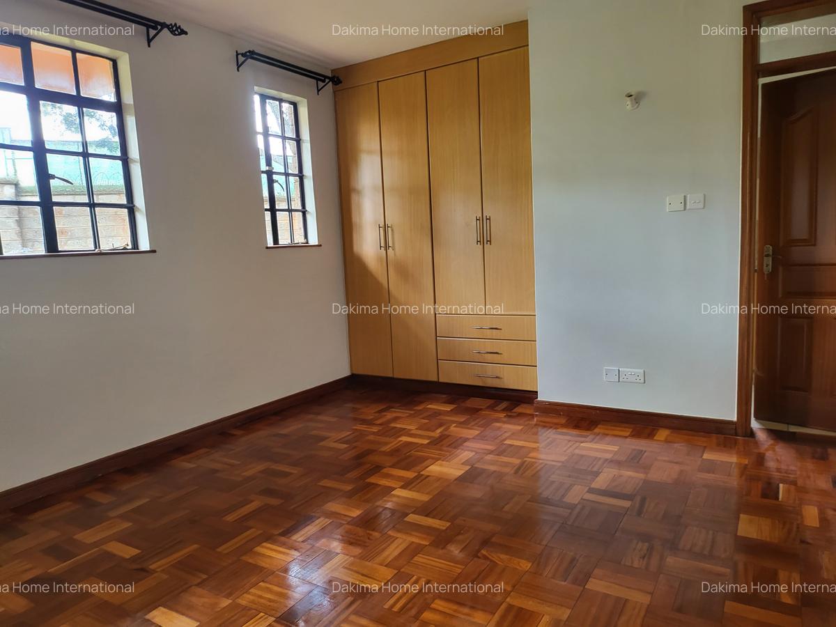 4 Bed Townhouse with En Suite in Runda - 8