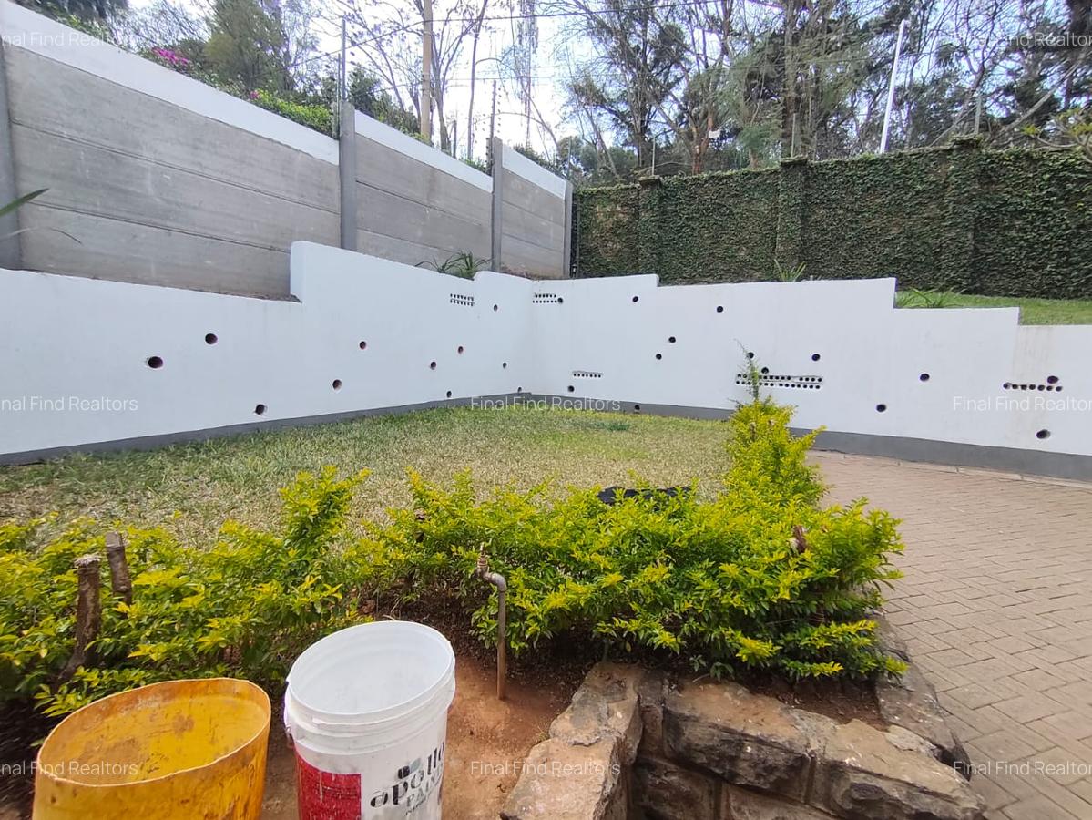 6 Bed House with Garden in Runda - 15