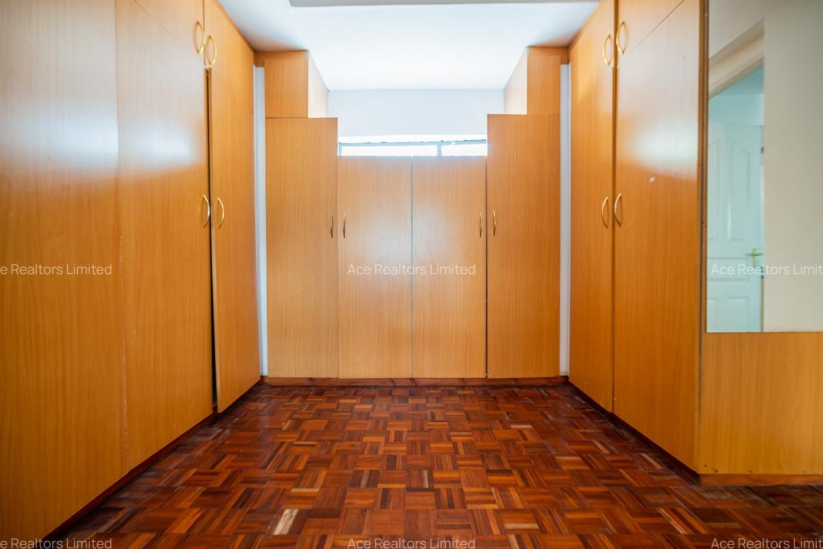 Office with Backup Generator at Nyeri Road - 15