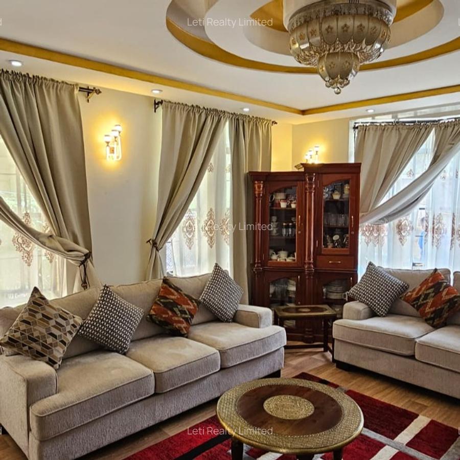 5 Bed Townhouse with En Suite in Lavington - 2
