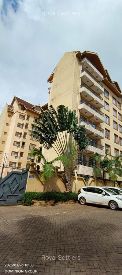 1 Bed Apartment with En Suite at Stima Lane - 1