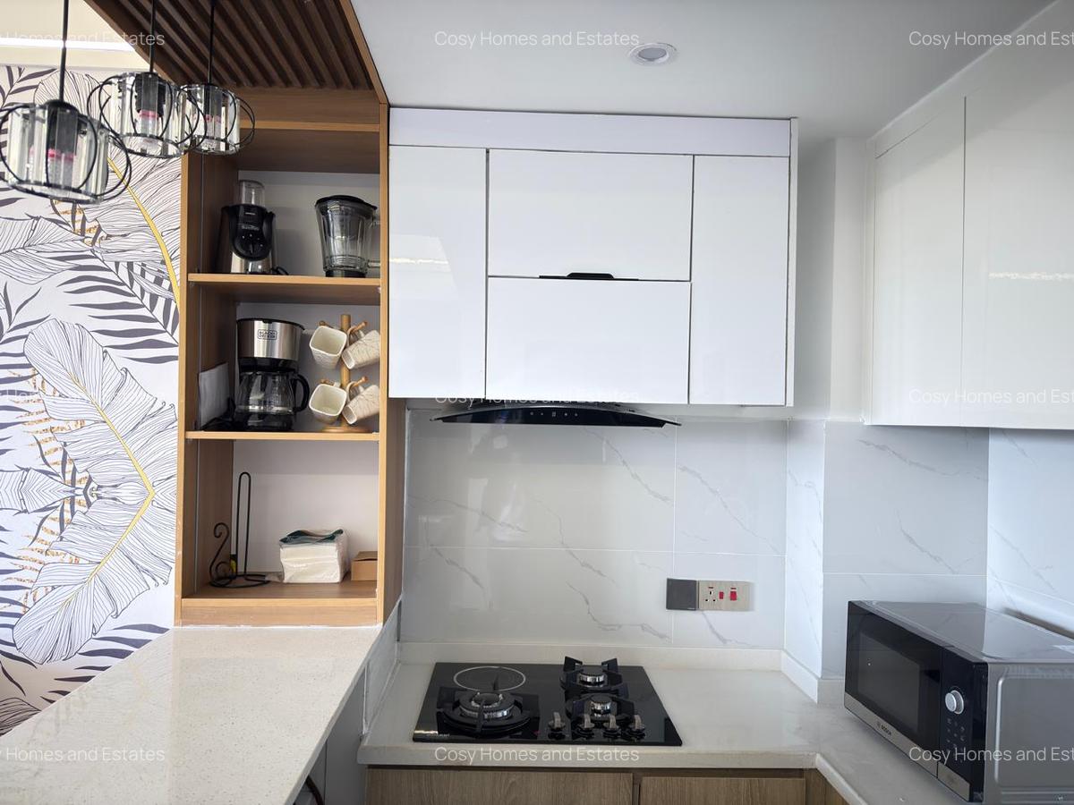 2 Bed Apartment with En Suite at Lavington - 8