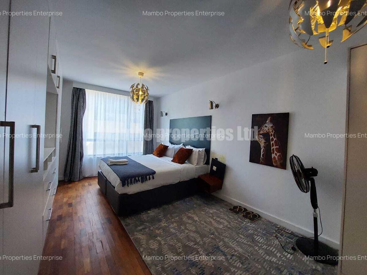 Serviced 2 Bed Apartment with En Suite at Kitale Lane - 12