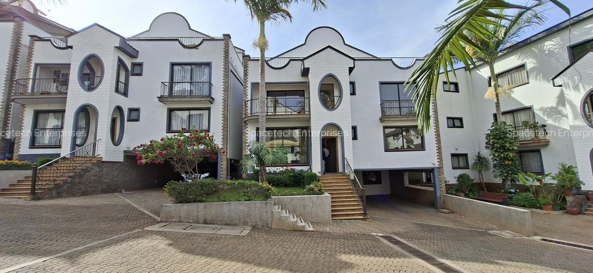 5 Bed Townhouse with En Suite in Westlands Area - 1