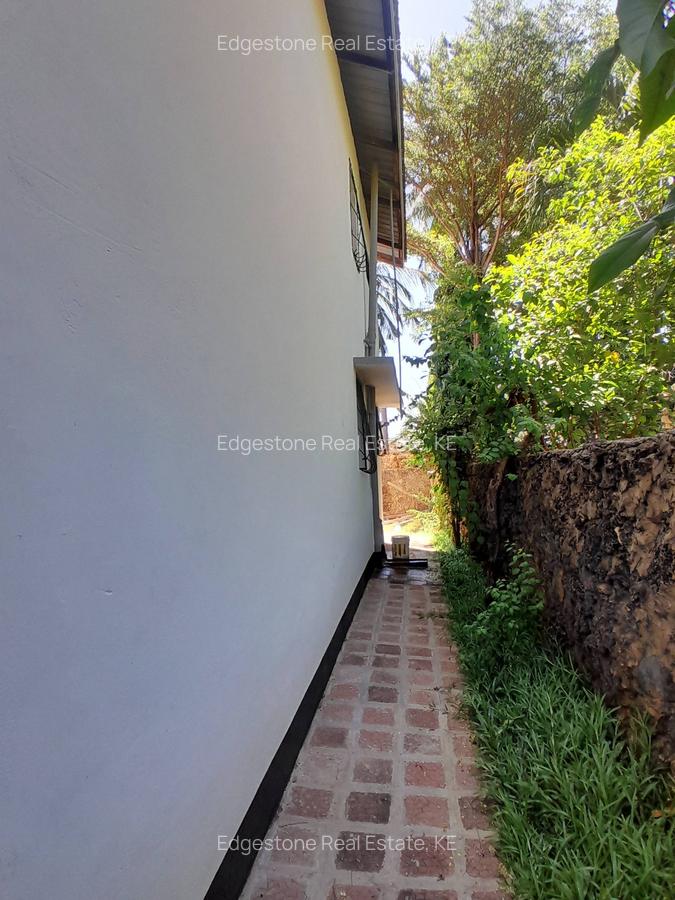 4 Bed Villa with En Suite in Mtwapa - 16
