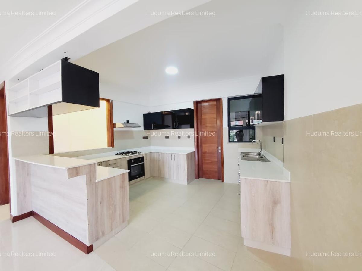 2 Bed Apartment with En Suite at Marcus Garvey - 3