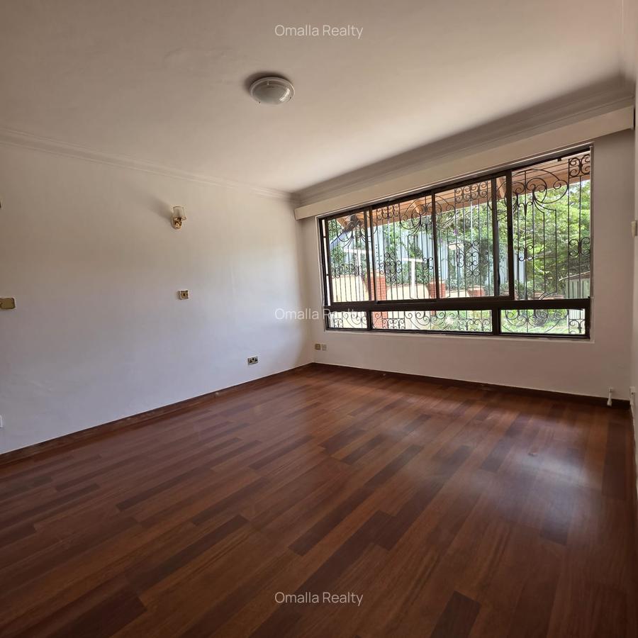 5 Bed House with En Suite in Gigiri - 11