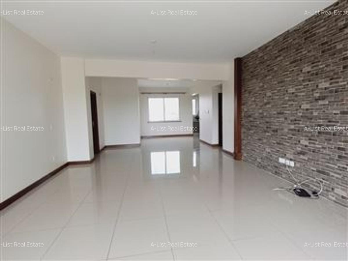 3 Bed Apartment with En Suite at Parklands - 1