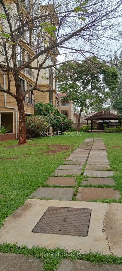 Serviced 2 Bed Apartment with En Suite at Woodavenue - 1