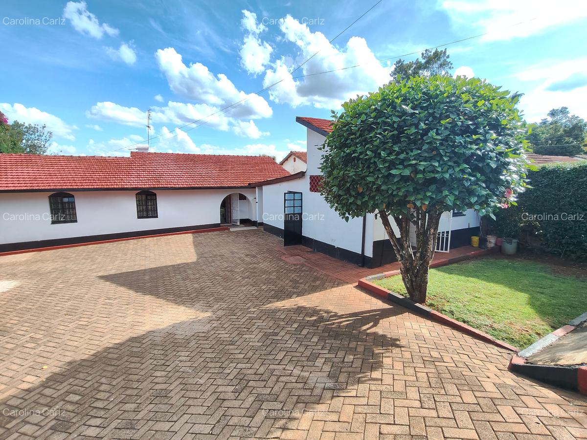 4 Bed House with En Suite at Loresho - 5