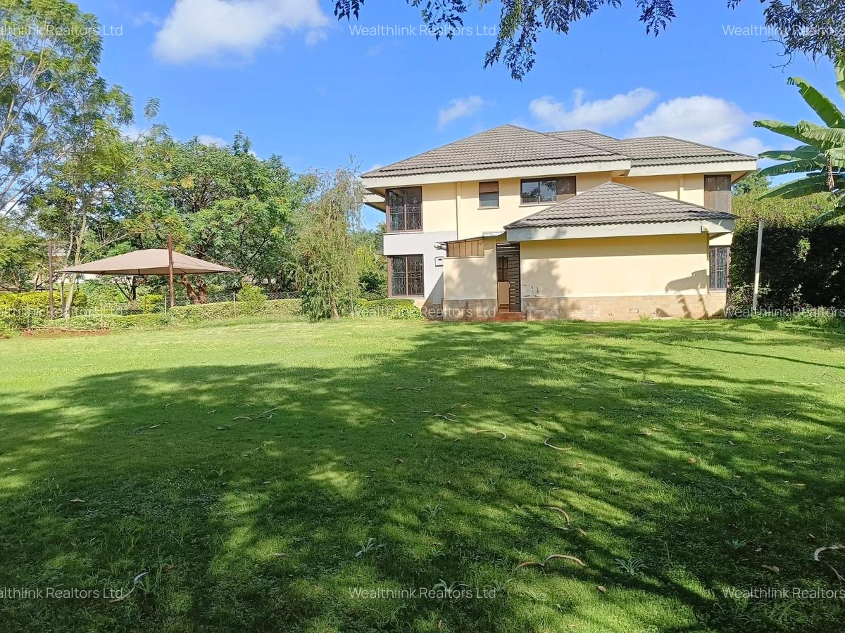 4 Bed Townhouse with Swimming Pool at Ridgeways - 2