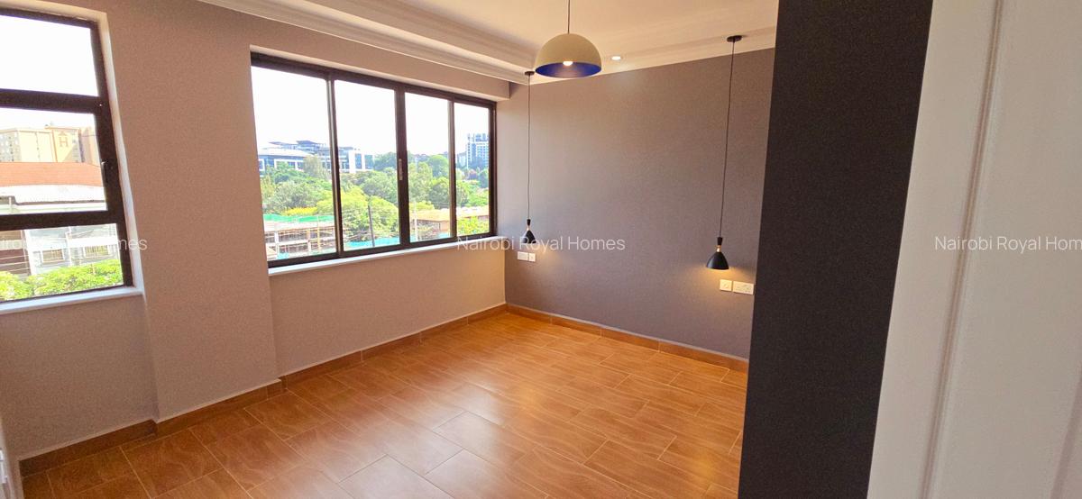 2 Bed Apartment with En Suite at Westlands Road - 13