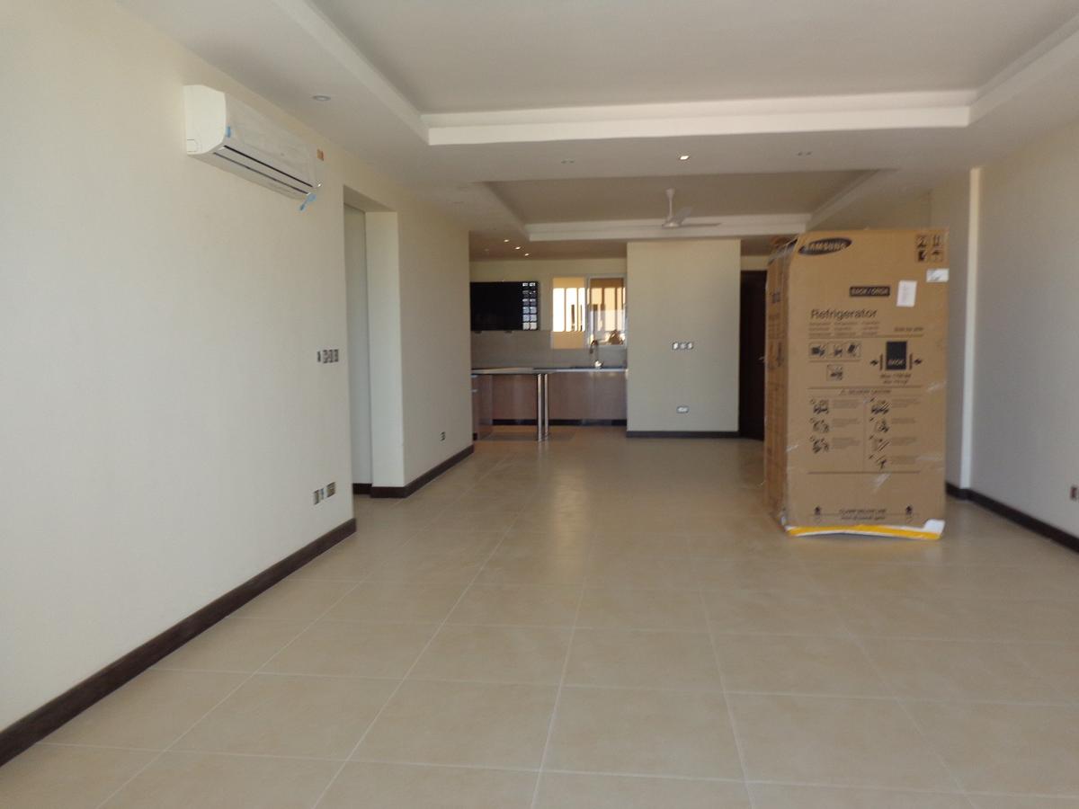 3 Bed Apartment with En Suite at Ar2084 - 6