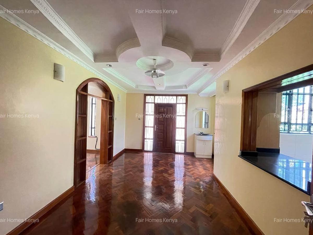 4 Bed Townhouse with En Suite at Muthangari Road - 11