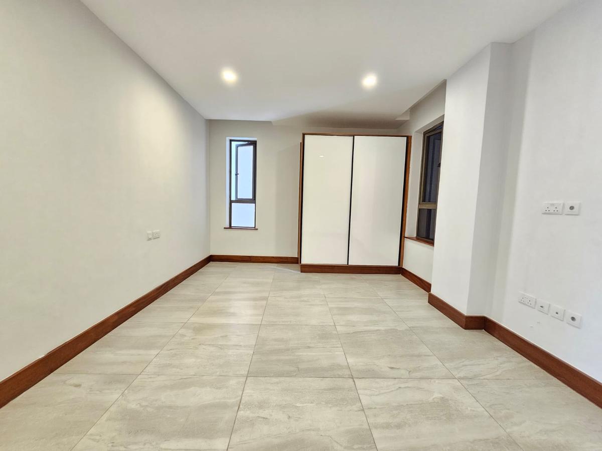 3 Bed Apartment with En Suite in Rhapta Road - 9