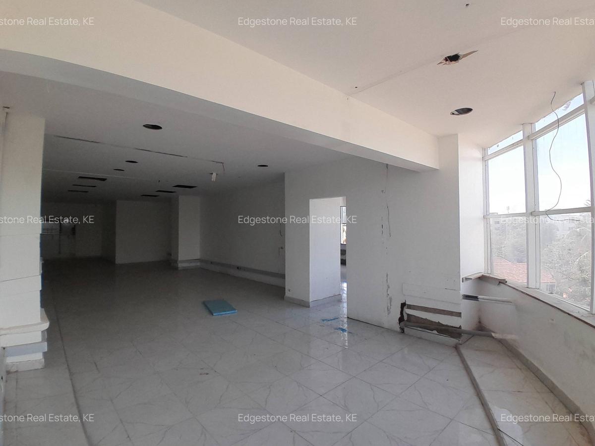 2,500 ft² Commercial Property with Parking in Nyali Area - 8