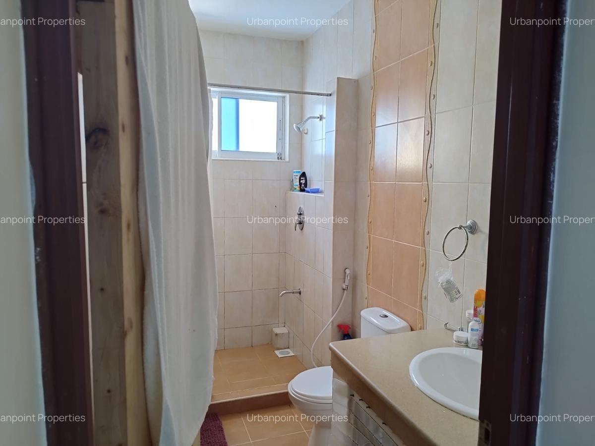 Serviced 1 Bed Apartment with En Suite in Nyali Area - 10